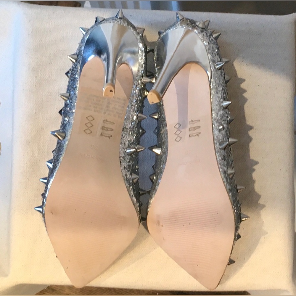 CARVELA Metallic silver heels Spikes SIZE 6 Like new Never worn 4inch stilettos - Picture 5 of 9
